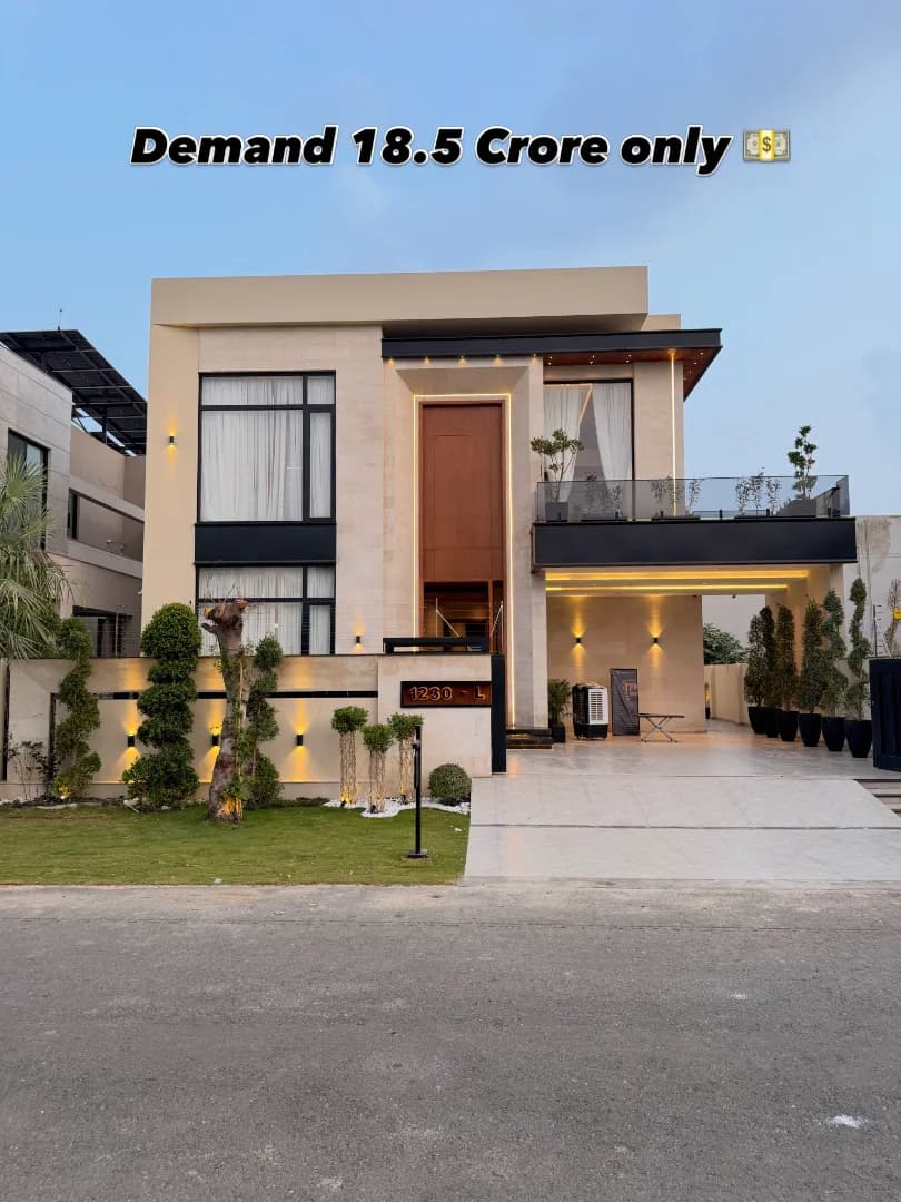 Exquisite 1 Kanal Luxury House for Sale in DHA Phase 6, Lahore - Photo 1